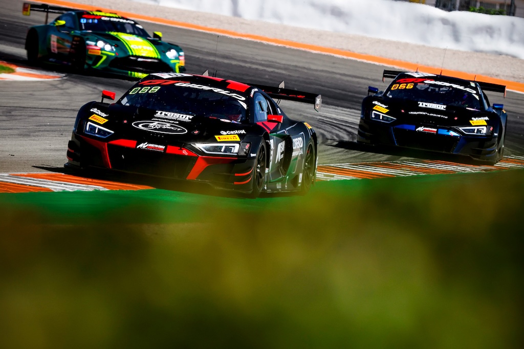 Sebastian Øgaard vil sikre mesterskabspodie i Valencia. 
(Foto: SRO Motorsports Group)